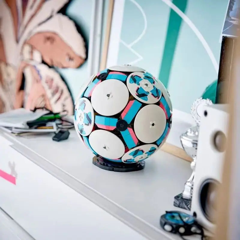 Collector’s Football Showcase Build